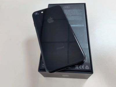 Лот: 17328687. Фото: 1. IPhone 7, В редком цвете Jet Black. Смартфоны