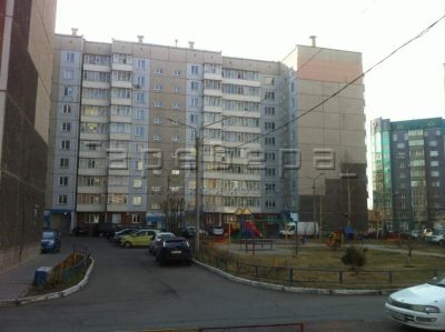 Лот: 13709701. Фото: 1. 4-комнатная квартира на ул. Батурина... Квартиры, студии