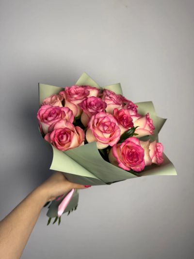 Лот: 25797302. Фото: 1. 2. Букет из розовых роз быстрые... Свежие цветы