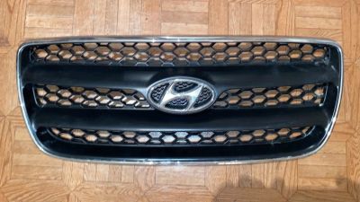Лот: 17212202. Фото: 1. Решетка радиатора Hyundai Santa... Кузов