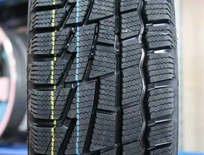 Лот: 24578811. Фото: 1. Зимняя резина 185/65 R-15 "Cordiant... Шины