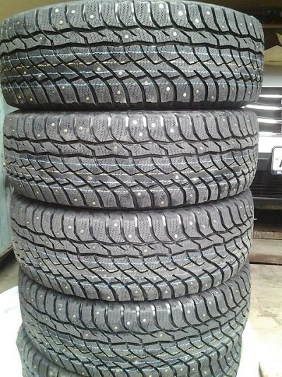 Лот: 7991587. Фото: 1. 215 60r17 Viatti Bosco Nordico. Шины