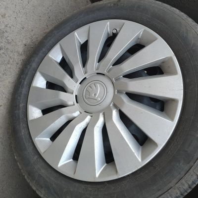 Лот: 17594436. Фото: 1. Колпаки Skoda/Шкода R16 оригинал. Колпаки