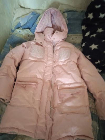 Лот: 20330575. Фото: 1. Куртка для девочки. Верхняя одежда