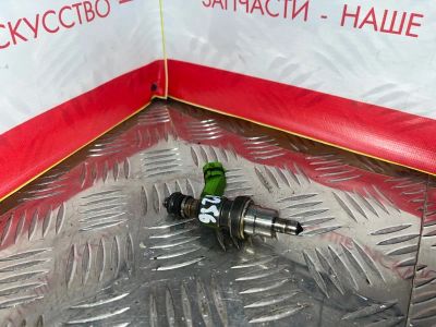 Лот: 16691302. Фото: 1. Форсунка топливная Toyota Avensis... Топливная система