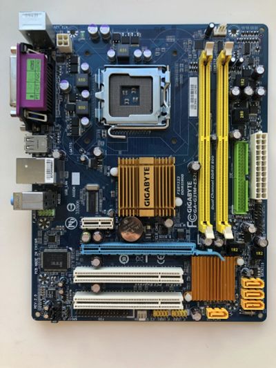 Лот: 20286675. Фото: 1. MB Gigabyte GA-G31M-ES2L rev.2... Материнские платы