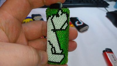 Лот: 19872552. Фото: 1. Чехол для зажигалки из бисера. Бисероплетение