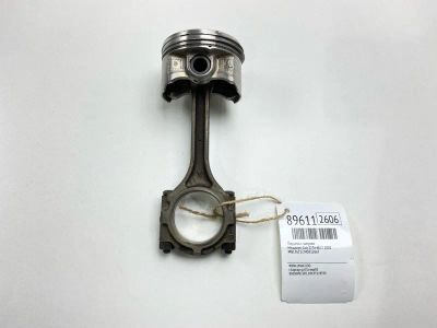 Лот: 23320639. Фото: 1. Поршень с шатуном Mitsubishi Colt... Двигатель и элементы двигателя