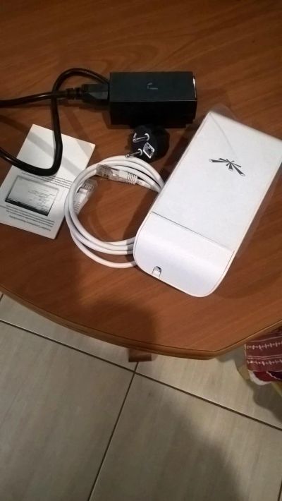 Лот: 6861990. Фото: 1. WI-FI точка доступа Nanostation... WiFi, Bluetooth адаптеры