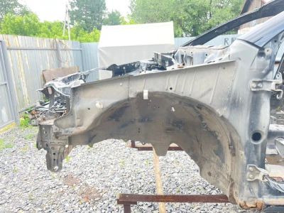 Лот: 25530301. Фото: 1. лонжерон toyota Corolla ZZE120. Двигатель и элементы двигателя