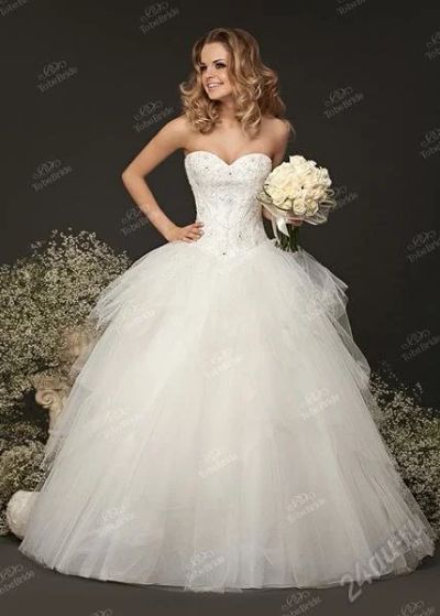 Лот: 2446425. Фото: 1. Свадебное платье. Другое (свадебная мода)
