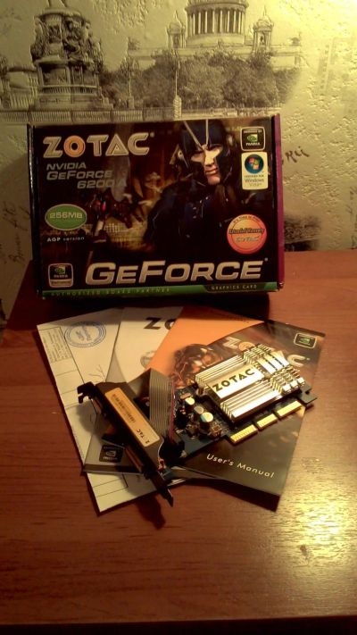Лот: 6743180. Фото: 1. Видеокарта ZOTAC GeForce 6200... Видеокарты