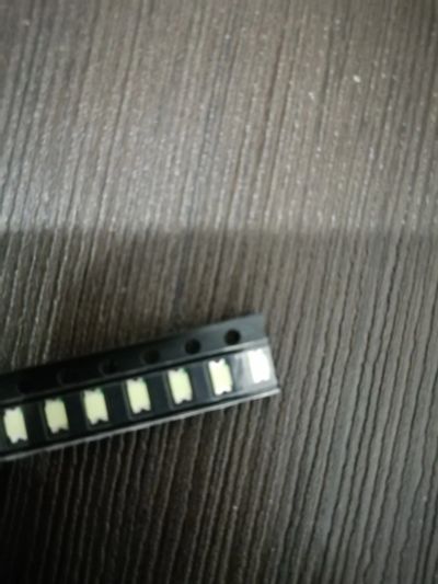 Лот: 17086974. Фото: 1. Smd светодиод 1206 белый. Светодиоды