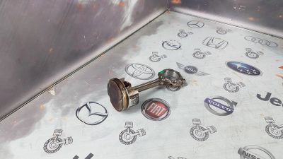 Лот: 23588249. Фото: 1. Поршень с шатуном Suzuki Solio... Двигатель и элементы двигателя