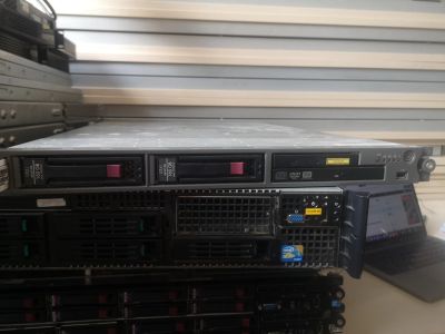 Лот: 22464381. Фото: 1. Сервер HP DL320, не включается... Серверы RackMount