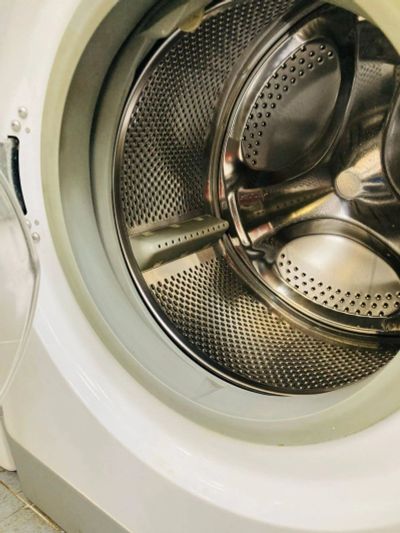 Лот: 21369635. Фото: 1. Стиральная машина Indesit PWE7127S... Запчасти для стиральных и посудомоечных машин