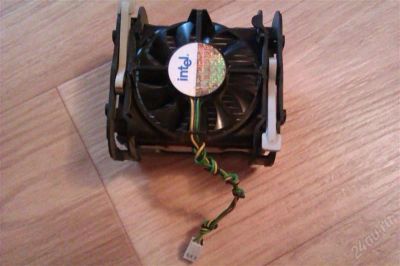 Лот: 1666756. Фото: 1. стоковый кулер Intel на Soket... Системы охлаждения