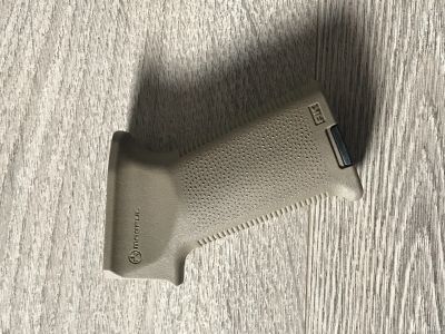 Лот: 13621380. Фото: 1. Ручка для ак magpul оригинал. Другое (туризм, охота, рыбалка, самооборона)