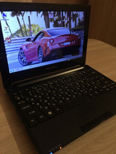 Лот: 12724480. Фото: 1. Классный нетбук Acer eMachine. Ноутбуки