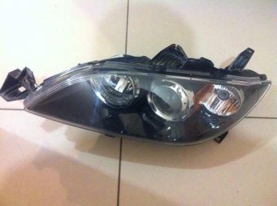 Лот: 7371914. Фото: 1. фара левая на запчасти Mazda Axela... Оптика и освещение