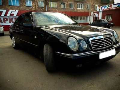 Лот: 5090712. Фото: 1. Mercedes-Benz E-Class. Автомобили