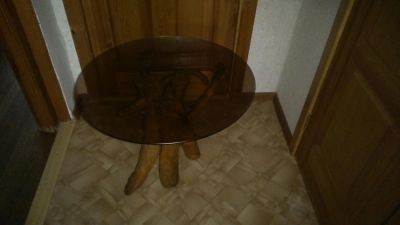 Лот: 3845093. Фото: 1. Столик круглый стеклянный. Столы, стулья, обеденные группы