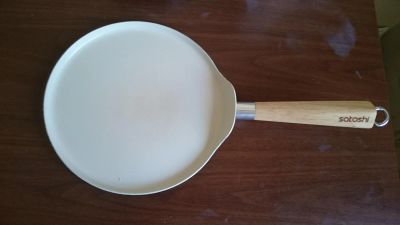 Лот: 7468569. Фото: 1. Блинная сковорода Satoshi с керамическим... Сковороды и сотейники