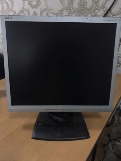 Лот: 13990675. Фото: 1. ЖК монитор 17 NEC 1280x1024, Бесплатная... ЖК-мониторы