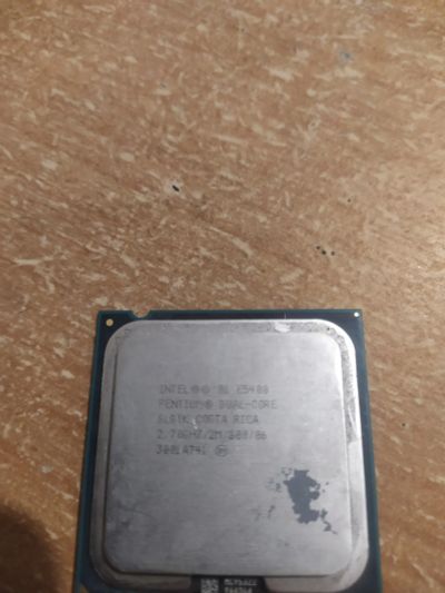 Лот: 18377229. Фото: 1. Процессор Intel e5400. Процессоры
