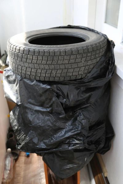Лот: 5513652. Фото: 1. Резина Bridgestone 175/70 R13... Шины