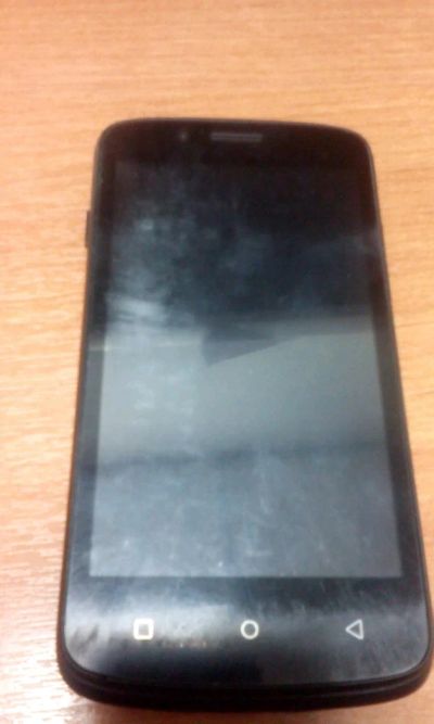Лот: 10427943. Фото: 1. телефон Digma VOX A10 3G (a2810... Смартфоны