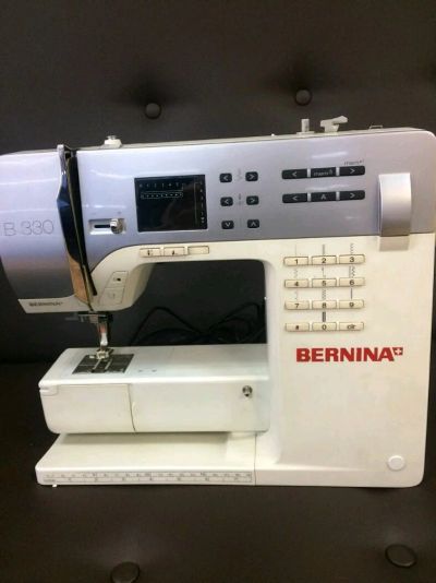 Лот: 11071963. Фото: 1. Швейная машинка Bernina B330. Швейная, вязальная