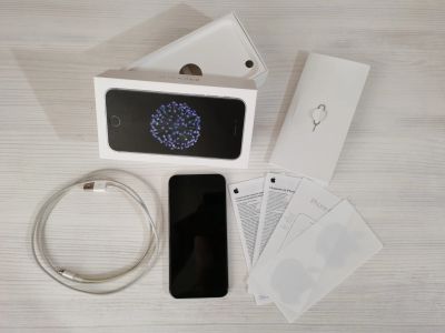 Лот: 18666911. Фото: 1. iPhone 6. Смартфоны