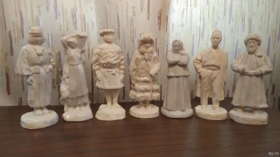 Лот: 15270225. Фото: 1. Фарфоровые статуэтки "Народности... Фарфор, керамика