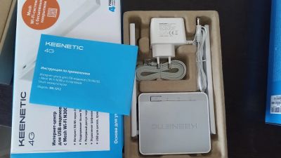 Лот: 25210844. Фото: 1. Роутер Keenetic 4G. Маршрутизаторы (роутеры)