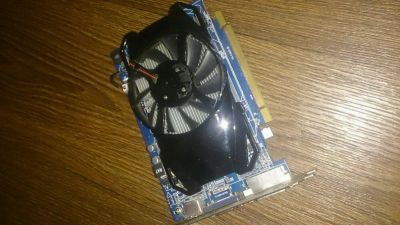Лот: 9596037. Фото: 1. Ati radeon hd6670. Видеокарты