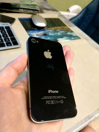 Лот: 11153032. Фото: 1. iPhone 4 8Гб. Смартфоны