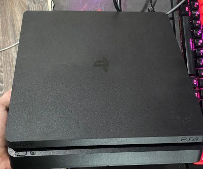 Лот: 23451269. Фото: 1. ps4 slim 1tb. Игровые приставки, консоли