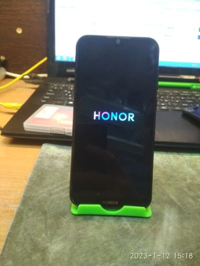 Лот: 19867902. Фото: 1. Смартфон Honor 8S. Смартфоны