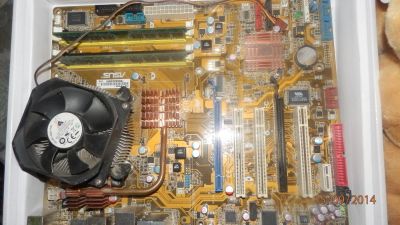 Лот: 4478212. Фото: 1. Процессор: Iintel(r) core(tm)2... Материнские платы