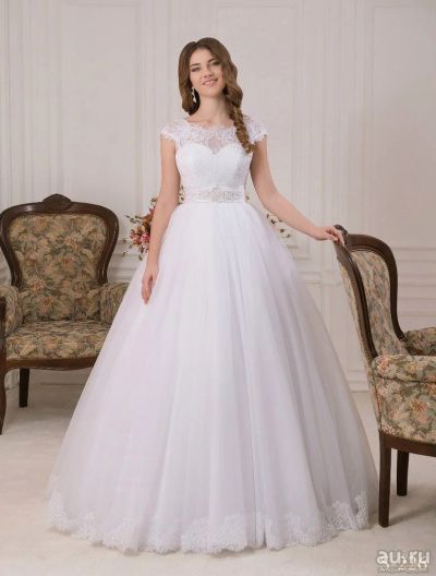 Лот: 8280690. Фото: 1. Пышное свадебное платье. Свадебные платья