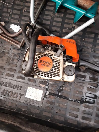 Лот: 20599955. Фото: 1. Бензопила Stihl Ms 180. Бензо-, мотоинструмент
