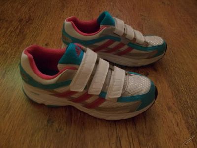 Лот: 5728587. Фото: 1. Кроссовки Adidas (Адидас) Размер... Кеды, кроссовки