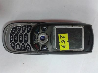 Лот: 6202815. Фото: 1. Сотовый телефон Samsung E800... Кнопочные мобильные телефоны