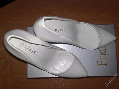 Лот: 2074161. Фото: 1. Свадебные туфли Ferlisa. Другое (свадебная мода)