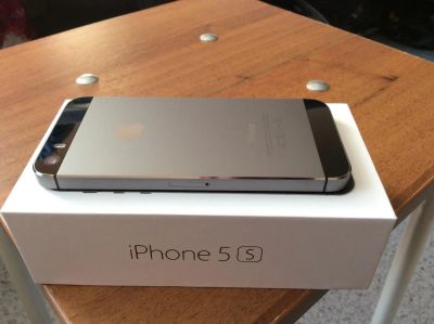 Лот: 5139900. Фото: 1. iPhone 5s 16gb (состояние нового... Смартфоны