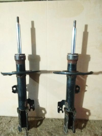 Лот: 17867236. Фото: 1. передние стойки Lexus RX200T. Ходовая, подвеска, рулевое управление