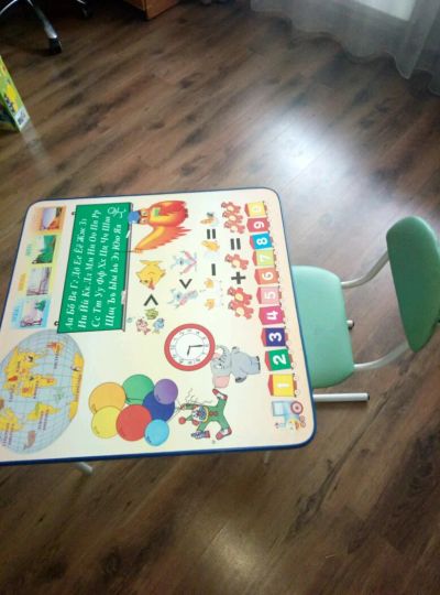 Лот: 11238524. Фото: 1. Детский столик со стульчиком. Столики, стулья, парты