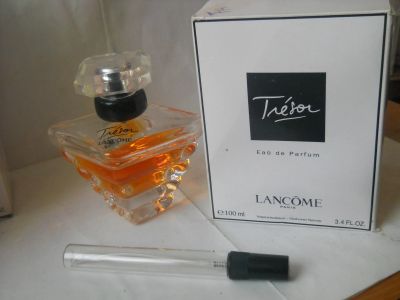 Лот: 13793296. Фото: 1. Tresor Eau de Parfum Lancome 10мл... Женская парфюмерия