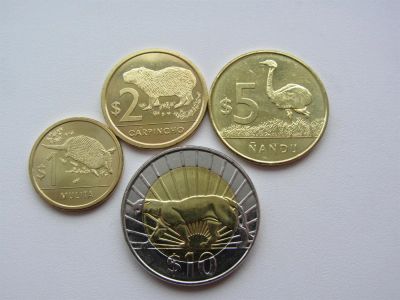 Лот: 3547748. Фото: 1. Уругвай , набор из 4 монет 2011... Америка